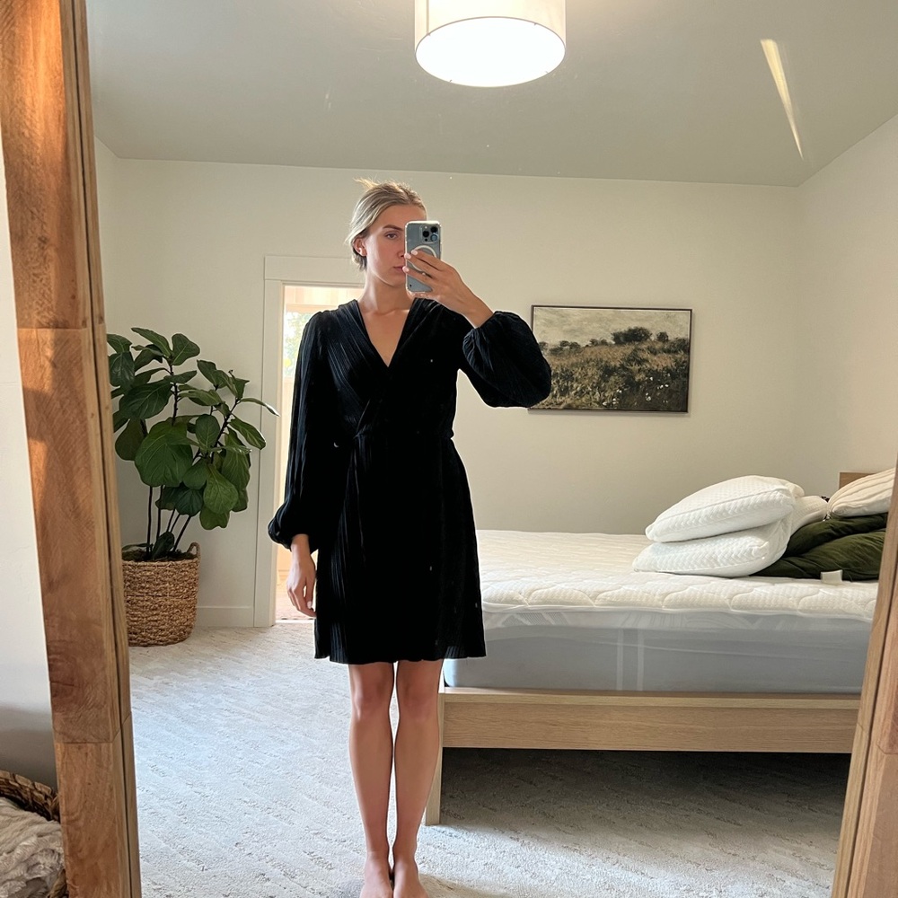 H&M Classic Black Garment